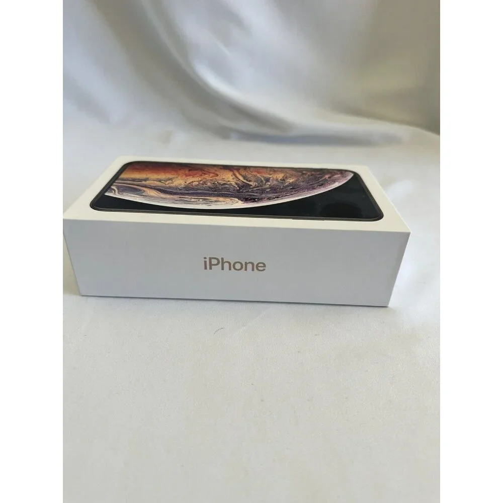 BOX ONLY 64GB iPhone Xs Max Gold Apple 🍎 Used